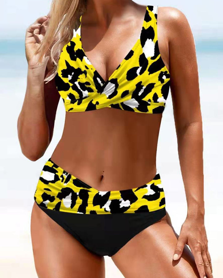 Summer Daze | Cheerful and colorful bikini