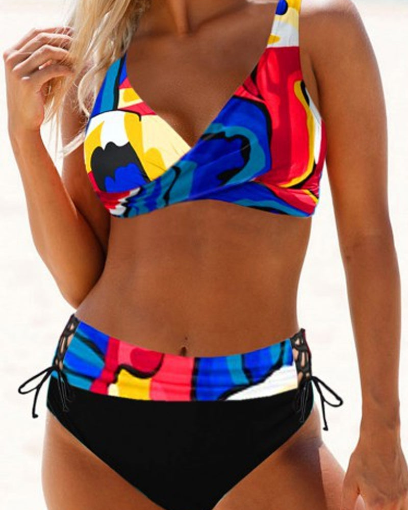 Summer Daze | Cheerful and colorful bikini